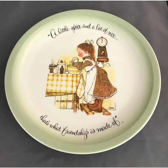 1972 Holly Hobbie Collectible Plate A Little‎ Spice Friendship Vintage - Picture 1 of 3